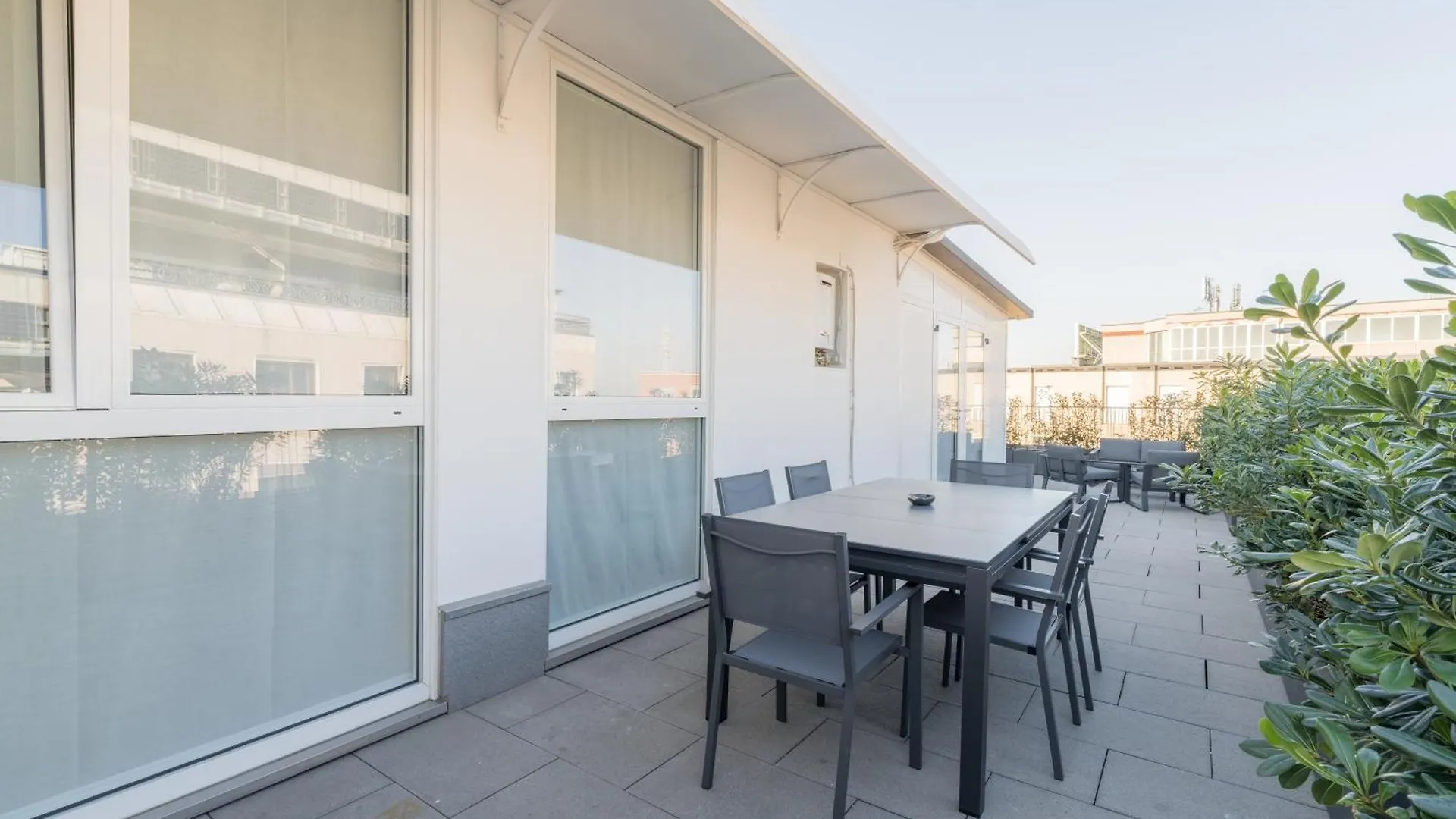 Bmore San Babila - Luxury Apartments Near Duomo Milan 0*,  Italy