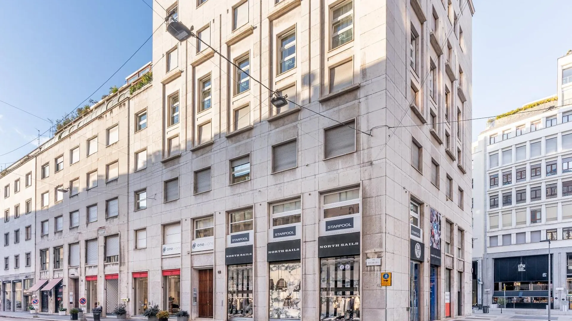 Bmore San Babila - Luxury Apartments Near Duomo Milan Italy